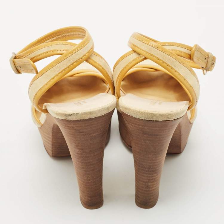 Pre Owned Gucci Yellow Suede and Patent Leather Trim Criss Cross Platform Ankle Strap Sandals 39.5