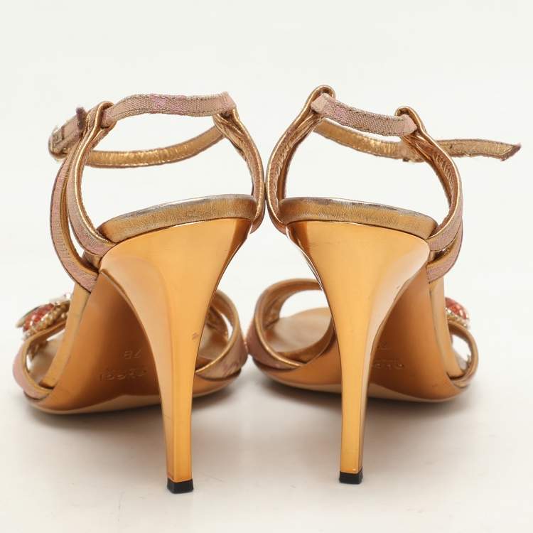 Pre Owned Gucci Gold/Pink Brocade Fabric and Leather Bee Embellished Ankle Strap Sandals Size 37.5