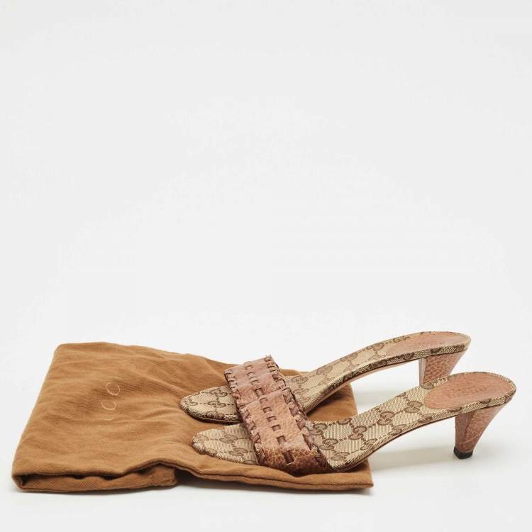 Pre Owned Gucci Brown Leather and GG Canvas Slide Sandals Size 37.5