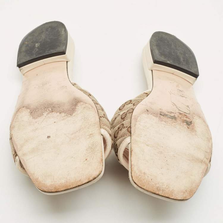 مملوكة مسبقًا Gucci Beige/Cream GG Canvas and Leather GG Marmont Flat Slides Size 37.5
