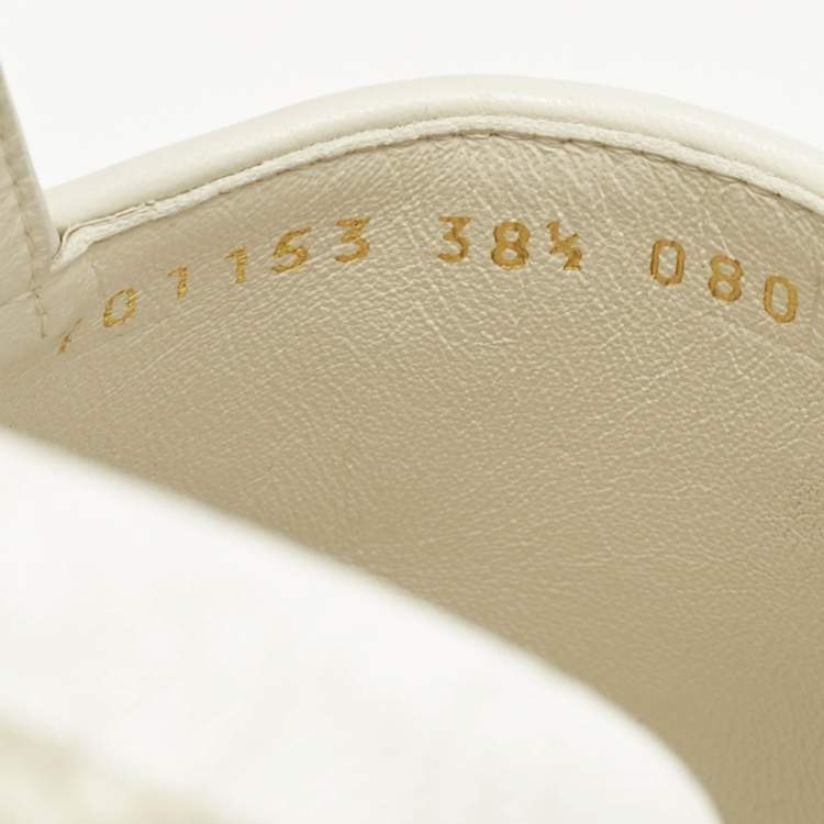 Pre Owned Gucci White/Beige GG Supreme Canvas Platform Sandals Size 38.5
