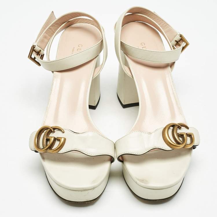 Pre Owned Gucci Cream Leather  Ankle Strap Sandals Size 38.5