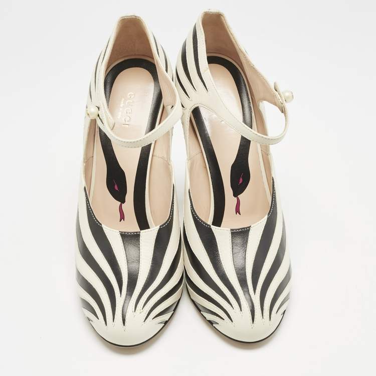 Pre Owned Gucci Cream/Black Leather Mary Jane Pumps Size 41