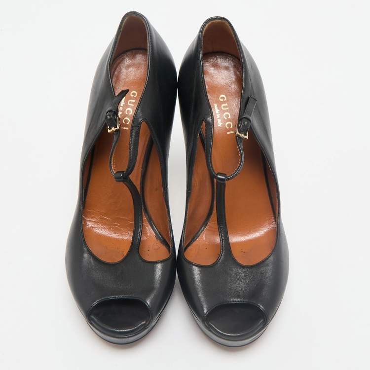 Pre Owned Gucci Black Leather Betty T-Strap Platform Pumps Size 36.5