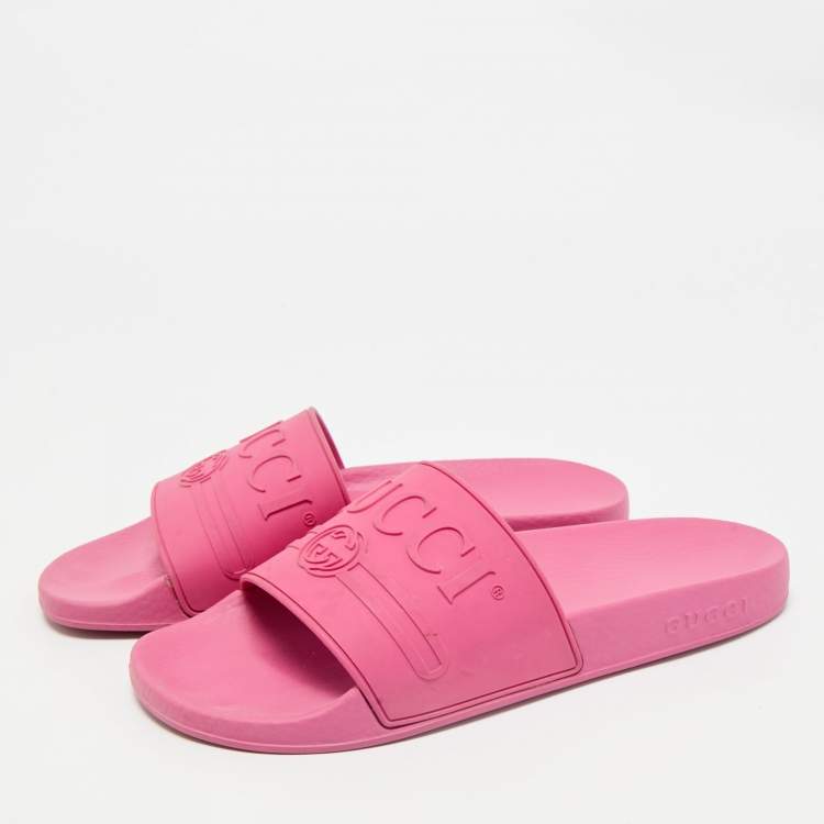 Pre Owned Gucci Pink Rubber Logo Embossed Pool Slides Size 40