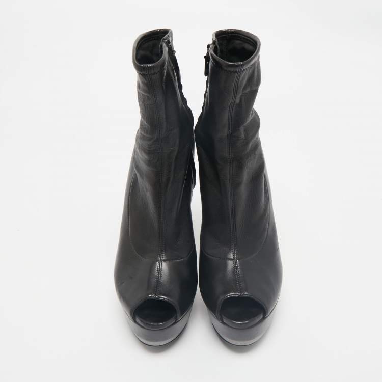 Pre Owned Gucci Black Leather Zipped Ankle Length Boots Size 39