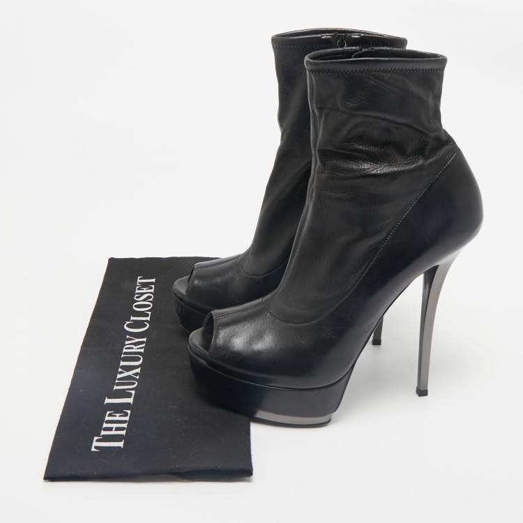Pre Owned Gucci Black Leather Zipped Ankle Length Boots Size 39