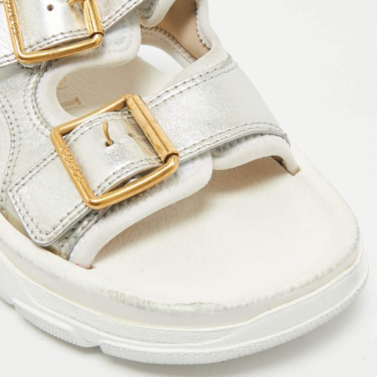 Pre Owned Gucci Metallic Silver Leather Aguru Buckle Chunky Slide Sandals Size 37.5