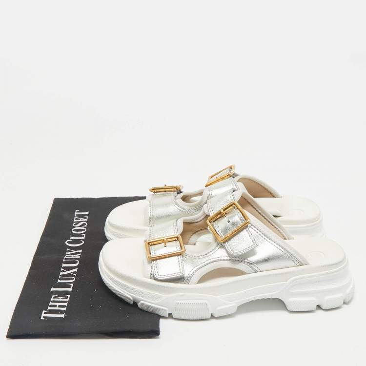 Pre Owned Gucci Metallic Silver Leather Aguru Buckle Chunky Slide Sandals Size 37.5