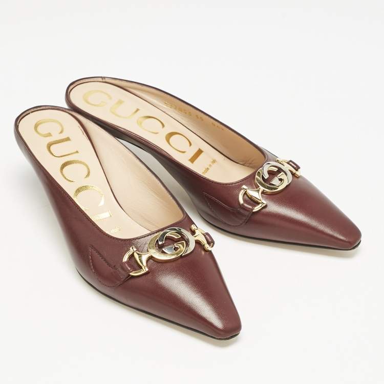 Pre Owned Gucci Burgundy Leather Unia Crystal Embellished Mules Size 35