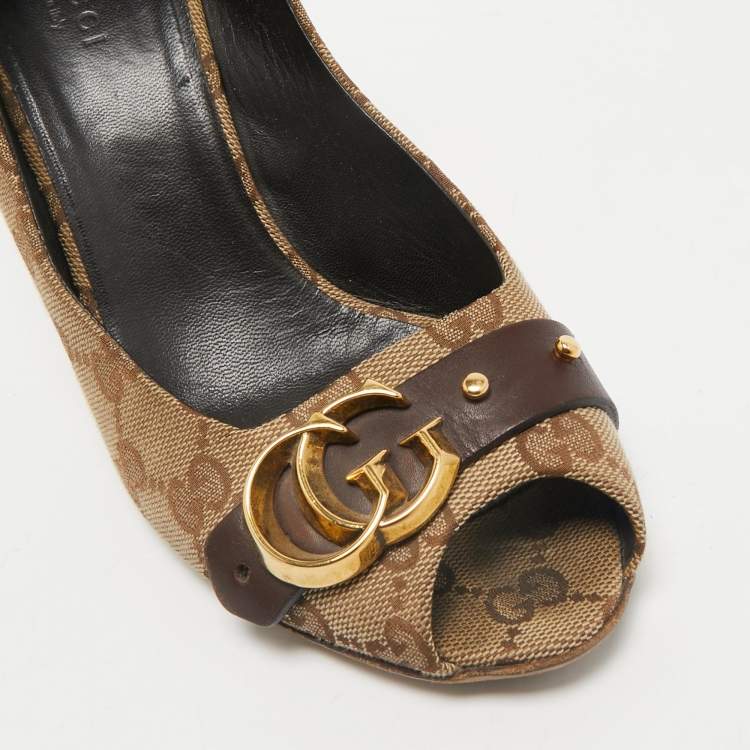 Pre Owned Gucci Beige/Brown GG Canvas and Leather Logo Peep Toe Pumps Size 37.5