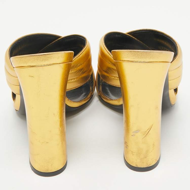 Pre Owned Gucci Metallic Gold Leather Webby Slide Sandals Size 39.5