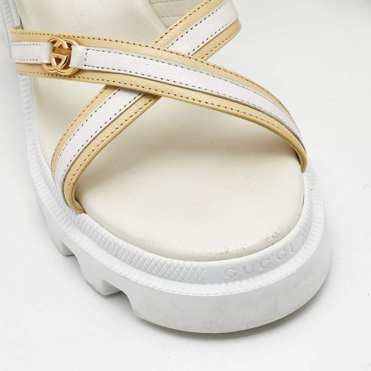Pre Owned Gucci White/Cream Leather Ankle Strap Block Heel Platform Sandals Size 37
