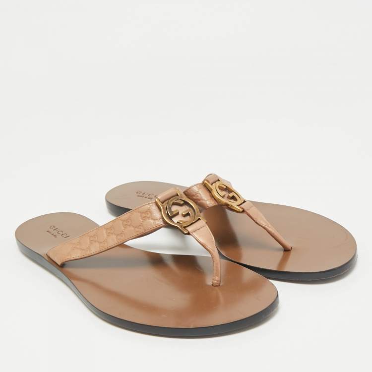 Pre Owned Gucci Metallic Beige Microguccissima Leather Thong Flats Size 39.5