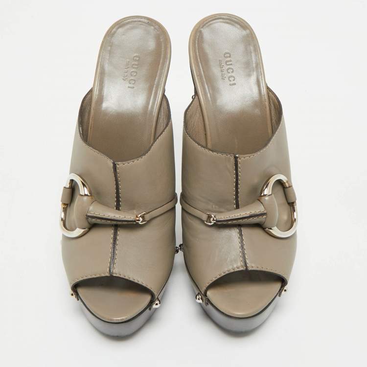 Pre Owned Gucci Grey Leather Icon Bit Platform Clogs Size 40.5