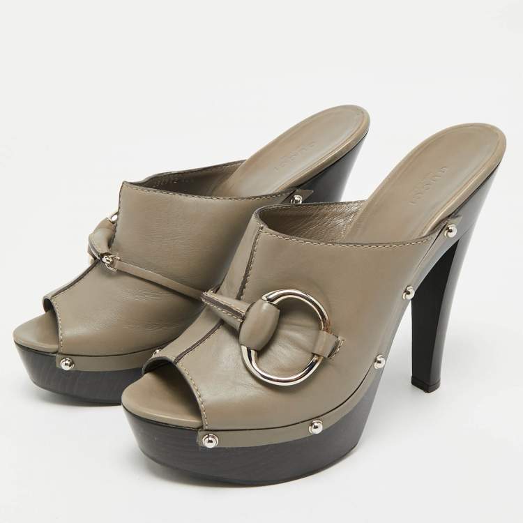 Pre Owned Gucci Grey Leather Icon Bit Platform Clogs Size 40.5