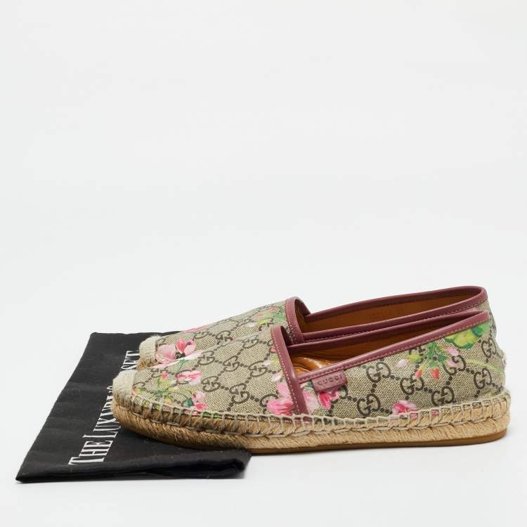مملوكة مسبقًا Gucci Beige/Brown GG Supreme Bloom Canvas Espadrille Flats Size 37