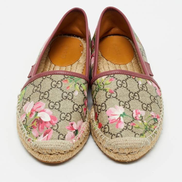 مملوكة مسبقًا Gucci Beige/Brown GG Supreme Bloom Canvas Espadrille Flats Size 37
