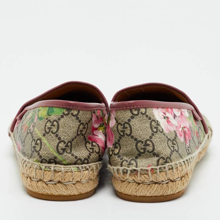 مملوكة مسبقًا Gucci Beige/Brown GG Supreme Bloom Canvas Espadrille Flats Size 37