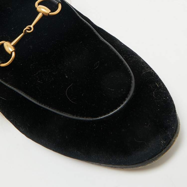Pre Owned Gucci Black Velvet And Fur Lined Princetown Flat Mules Size 39.5