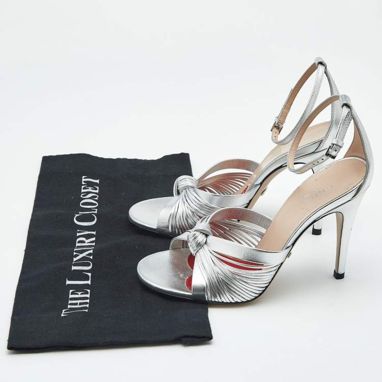 Pre Owned Gucci Silver Leather Allie Knot Ankle Strap Sandals Size 36