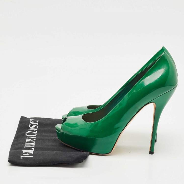 Pre Owned Gucci Green Patent Leather Peep Toe Platform Pumps Size 38.5