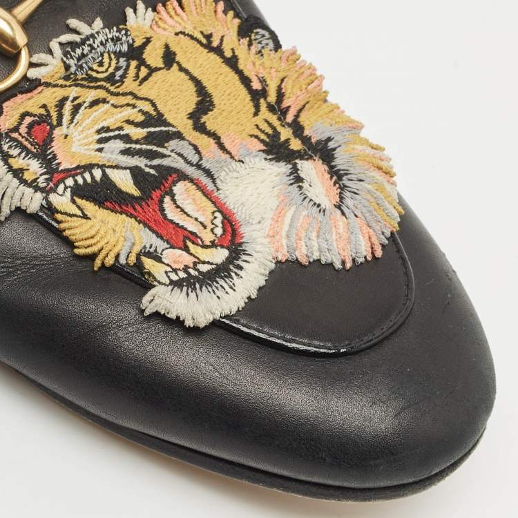 Pre Owned Gucci Black Tiger Embroidered Leather And Fur Princetown Horsebit Mule Sandals Size 37