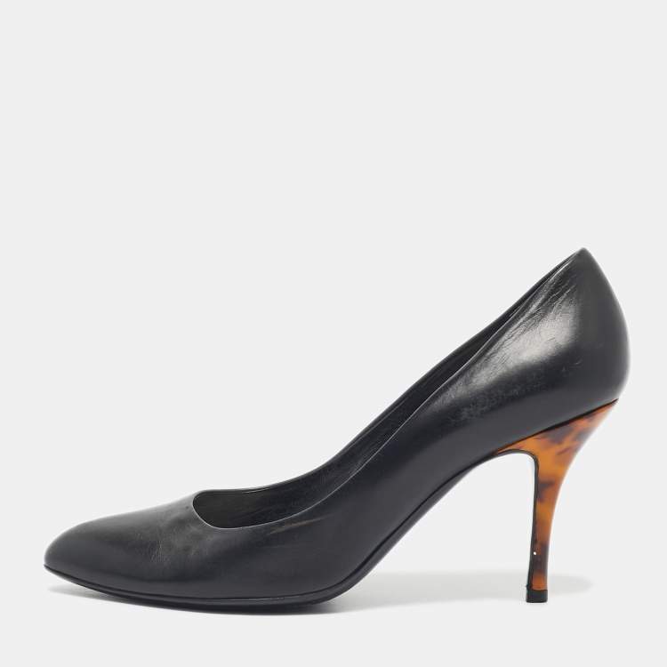 Pre Owned Gucci Black Leather Round Toe Pumps Size 39