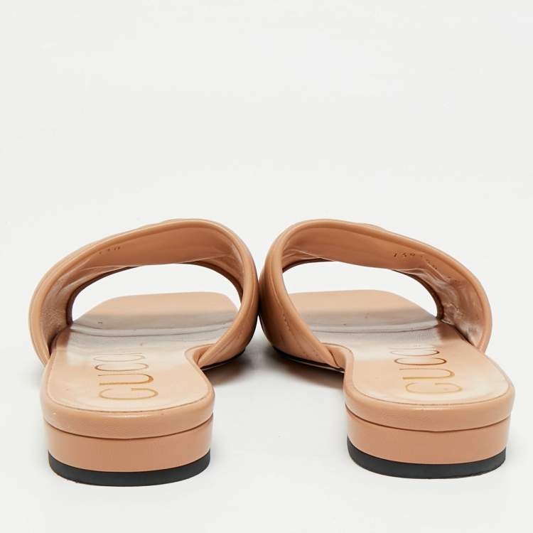Pre Owned Gucci Beige Leather Interlocking G Cut Out Flat Slides Size 40
