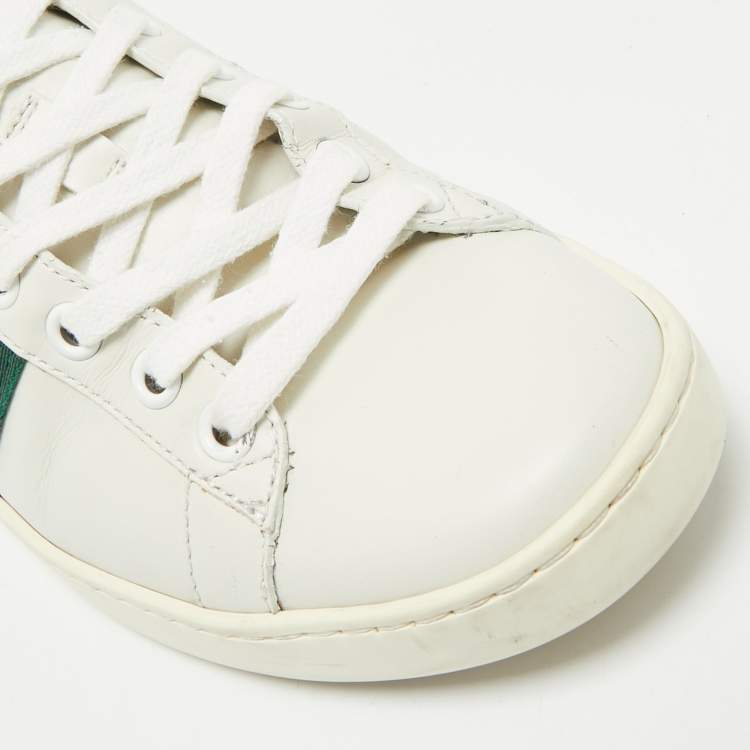 مملوكة مسبقًا Gucci White Leather and Snakeskin Embossed Ace Lace Up Sneakers Size 36