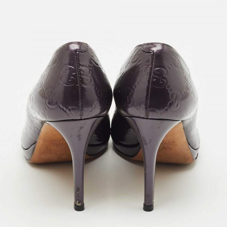 مملوكة مسبقًا Gucci Purple Guccissima Patent Leather Horsebit Peep Toe Pumps Size 35.5