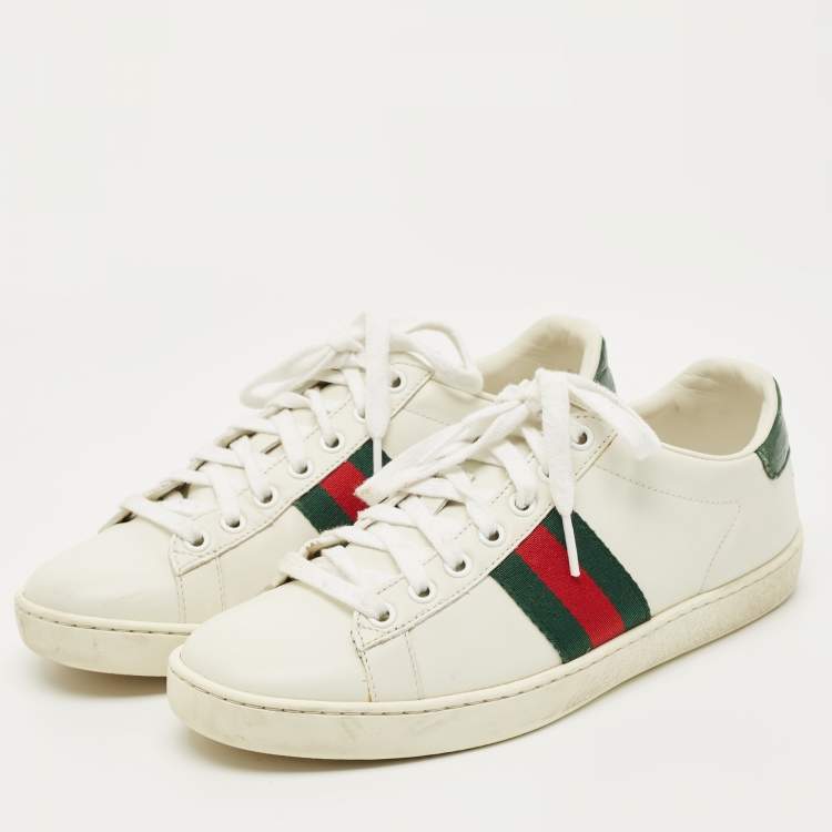 مملوكة مسبقًا Gucci White Crocodile and Leather Ace Lace Up Sneakers Size 37
