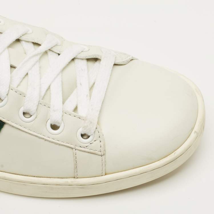 مملوكة مسبقًا Gucci White Crocodile and Leather Ace Lace Up Sneakers Size 37