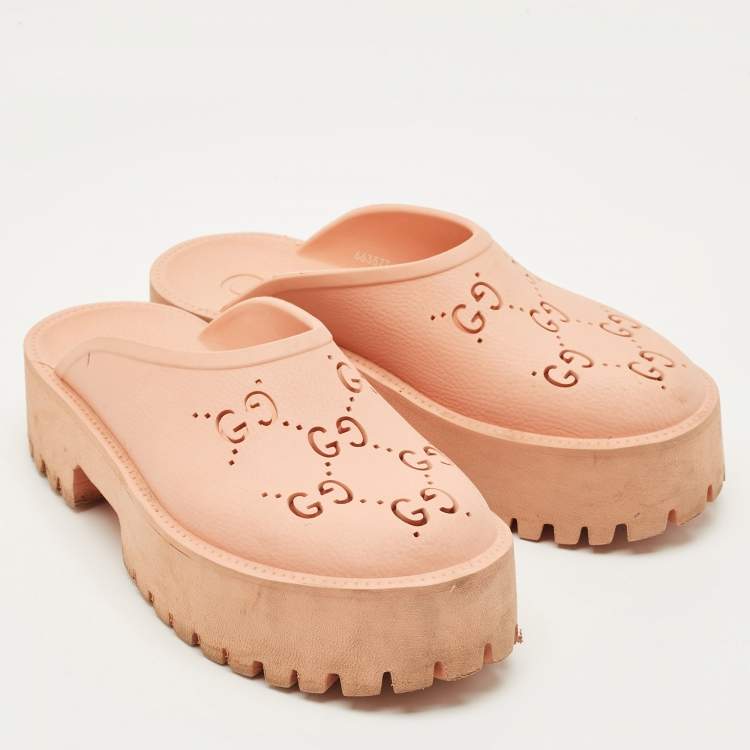 Pre Owned Gucci Orange Rubber Acetate Clogs Size 40
