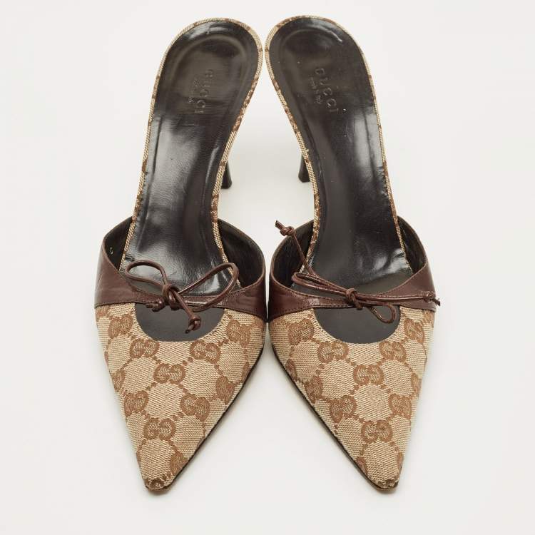 Pre Owned Gucci Brown/Beige GG Canvas Pointed Toe Mules Size 40