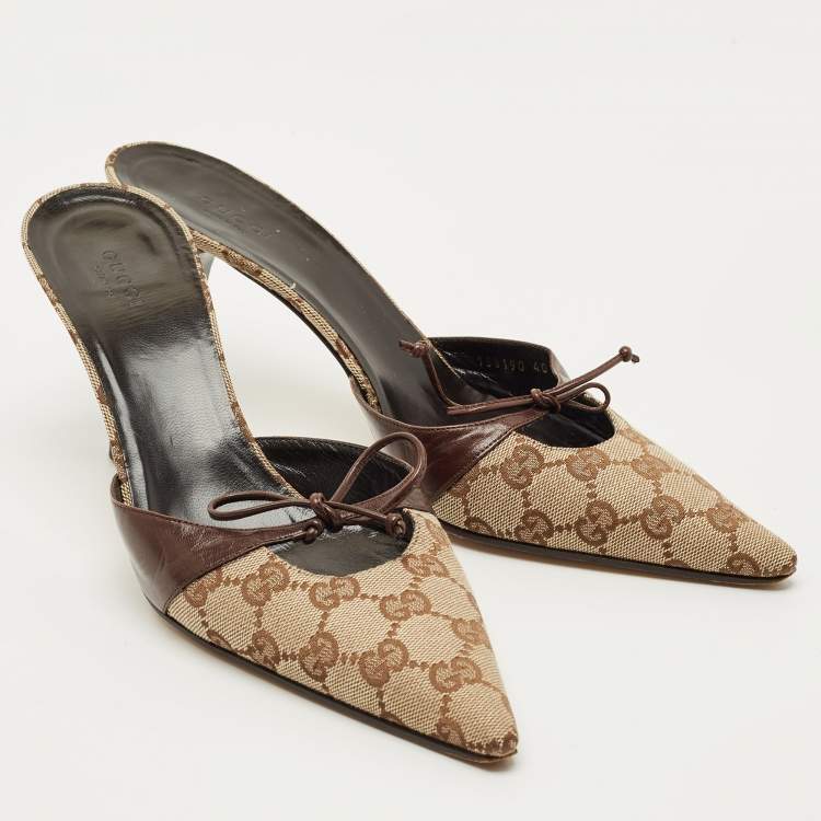 Pre Owned Gucci Brown/Beige GG Canvas Pointed Toe Mules Size 40