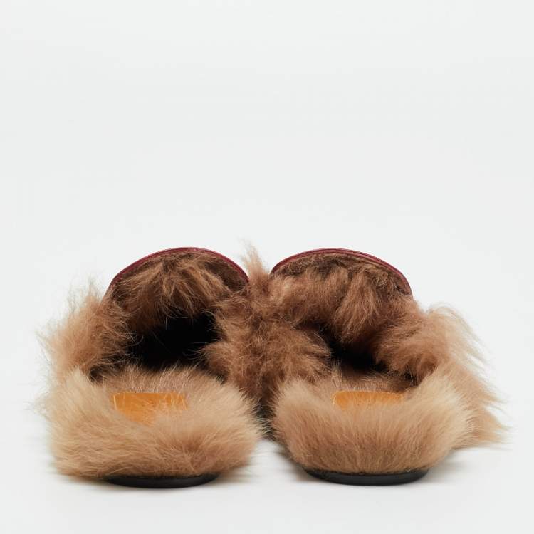 Pre Owned Gucci Red Leather and Fur Princetown Flat Mules Size 37.5