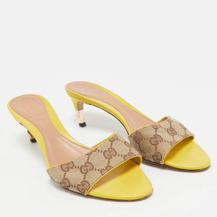 Pre Owned Gucci Yellow Leather and GG Canvas Slide Sandals Size 34.5