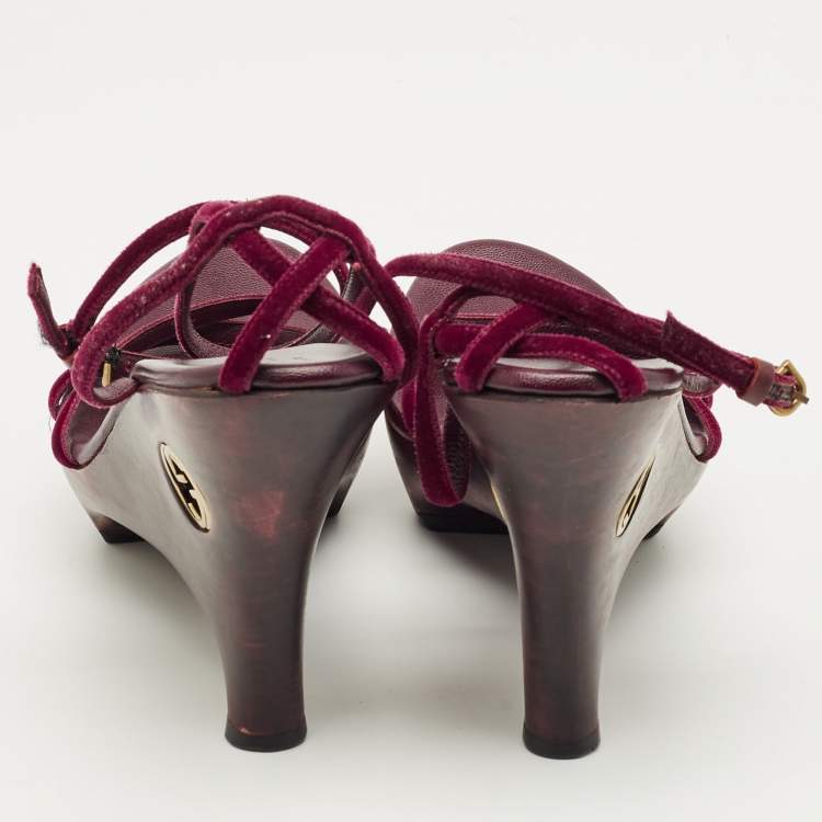 Pre Owned Gucci Burgundy Velvet Ankle Strap Wedge  Sandals Size 38