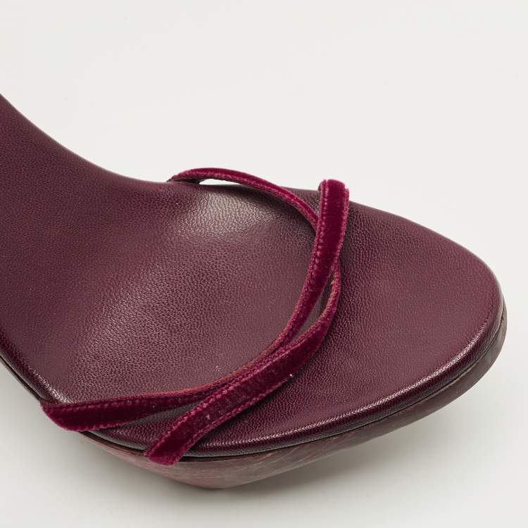 Pre Owned Gucci Burgundy Velvet Ankle Strap Wedge  Sandals Size 38