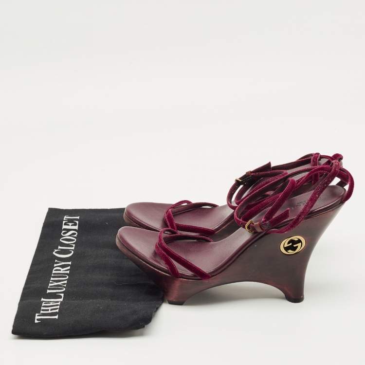 Pre Owned Gucci Burgundy Velvet Ankle Strap Wedge  Sandals Size 38