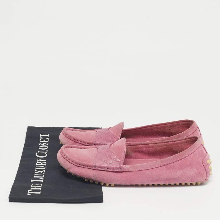 Pre Owned Gucci Pink Leather and Suede Microguccissima Loafers Size 38.5