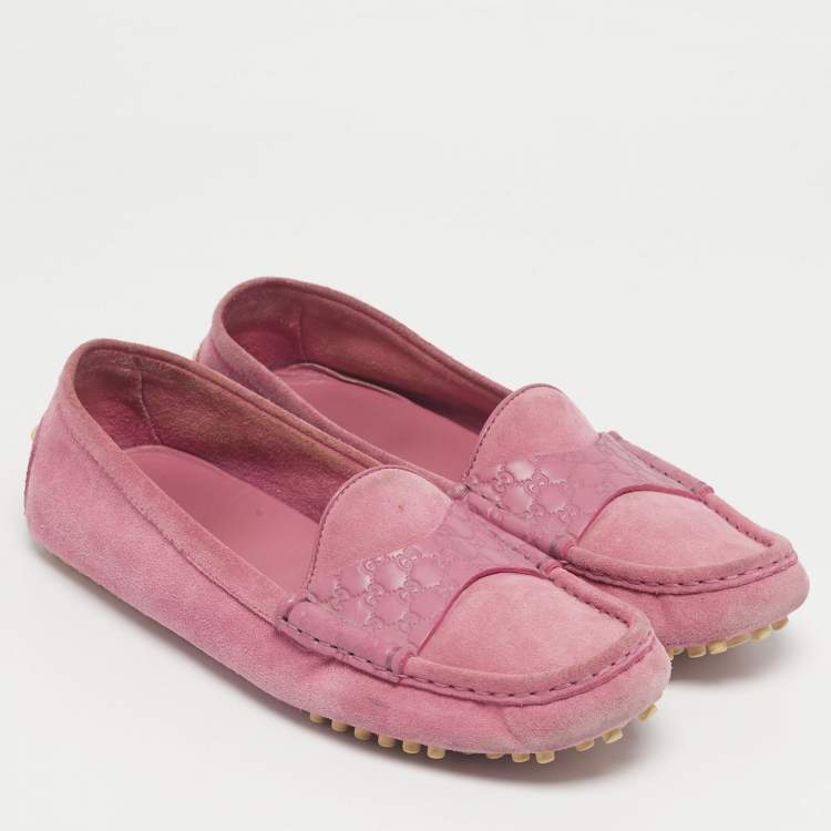 Pre Owned Gucci Pink Leather and Suede Microguccissima Loafers Size 38.5