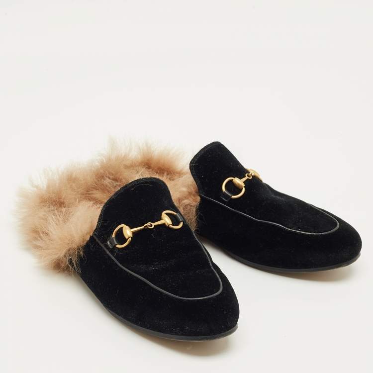 Pre Owned Gucci Black Velvet and Fur Lined Horsebit Princetown Flat Mules Size 37.5