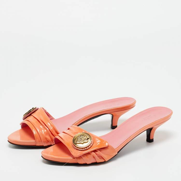 Pre Owned Gucci Pink Patent Leather Hysteria Slide Sandals Size 37