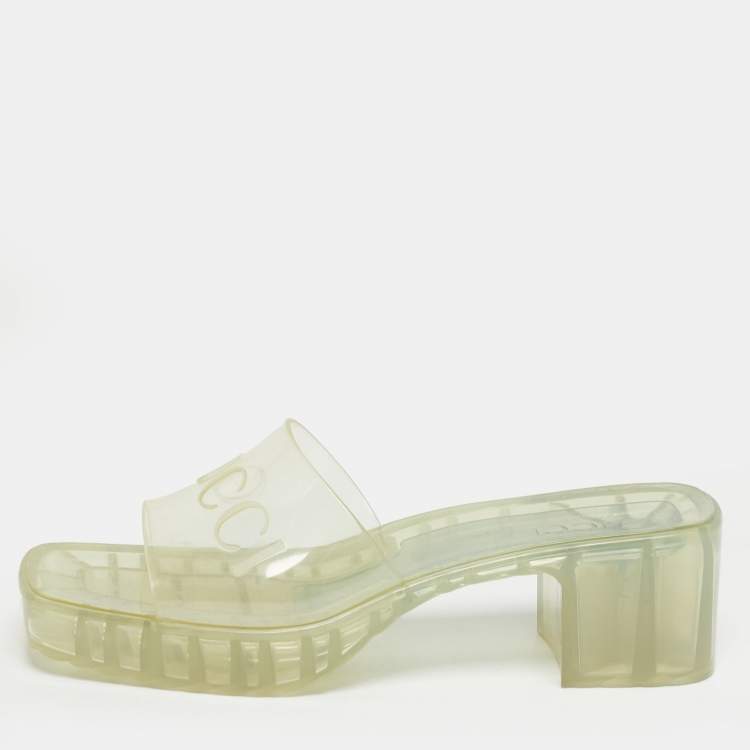 مملوكة مسبقًا Gucci Transparent PVC Embossed Logo Block Heel Slide Sandals Size 38