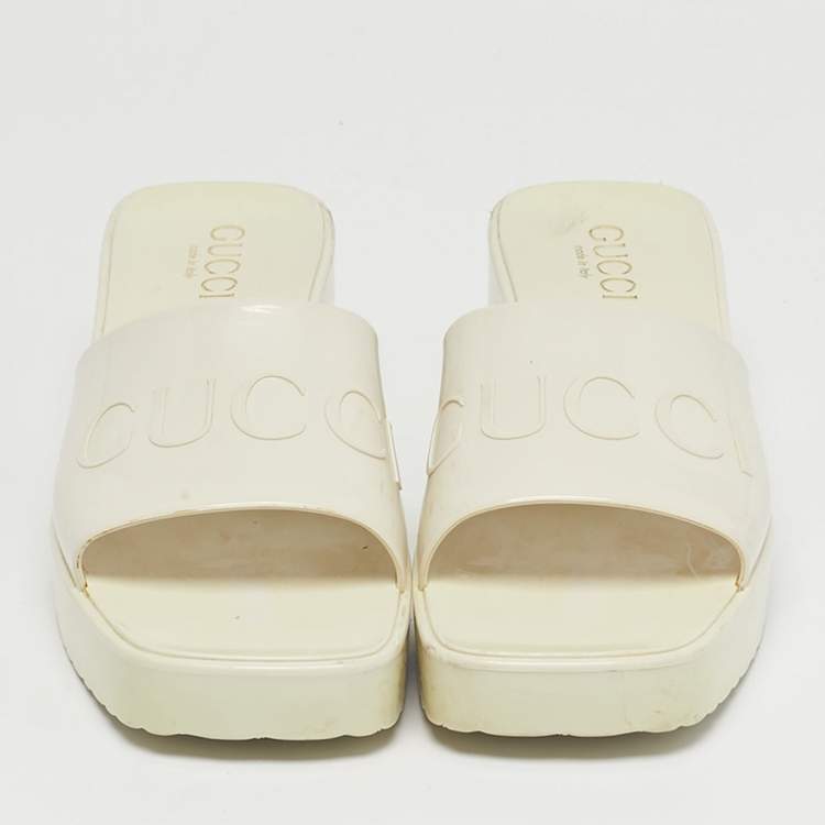 Pre Owned Gucci White Rubber Logo Slide Sandals Size 36