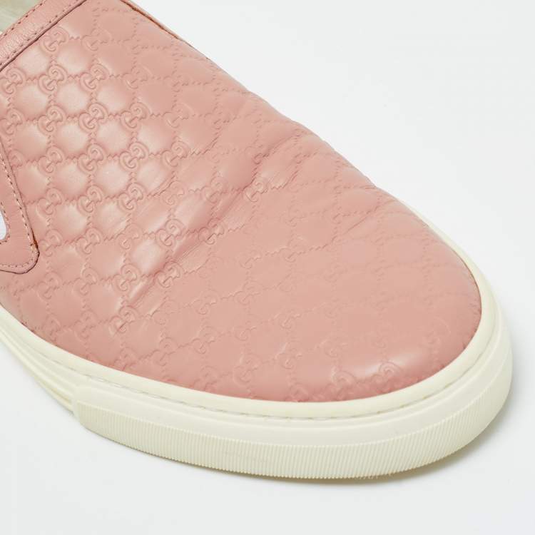 Pre Owned Gucci Pink Micro Guccissima Leather Slip-On Sneakers Size 40
