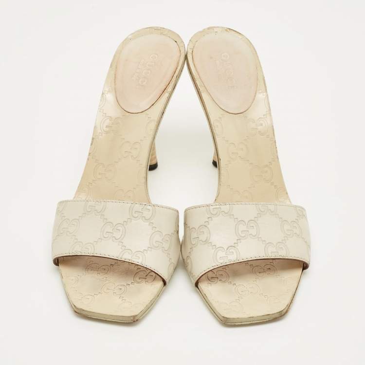 Pre Owned Gucci Cream Leather Interlocking G Slide Sandals Size 36