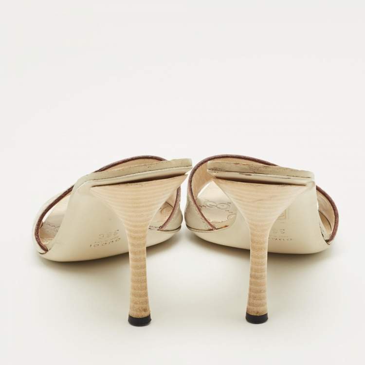 Pre Owned Gucci Cream Leather Interlocking G Slide Sandals Size 36
